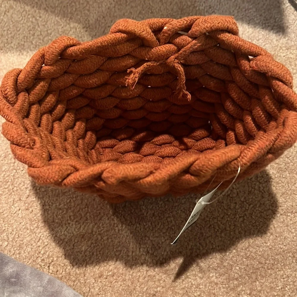 NWT  Target Bullseye Playground Rope Basket In Orange